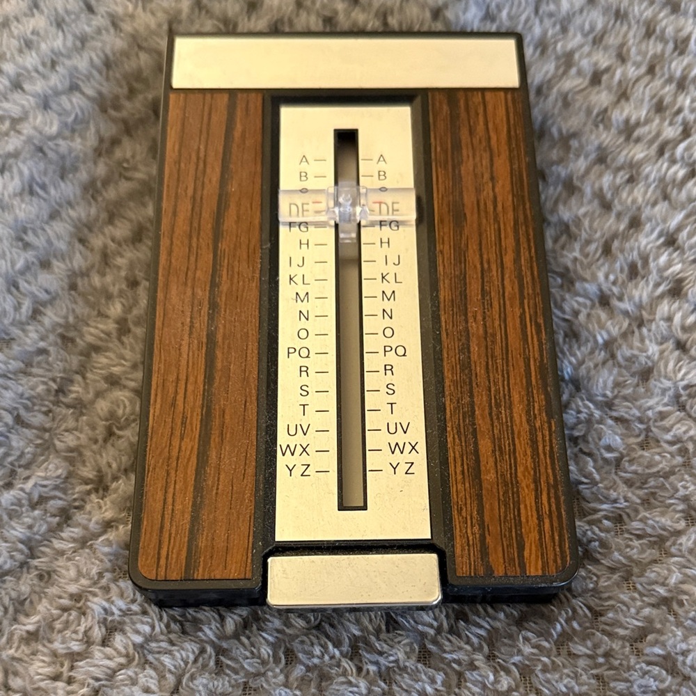 Vintage Pop-up Address Keeper for Office Desk